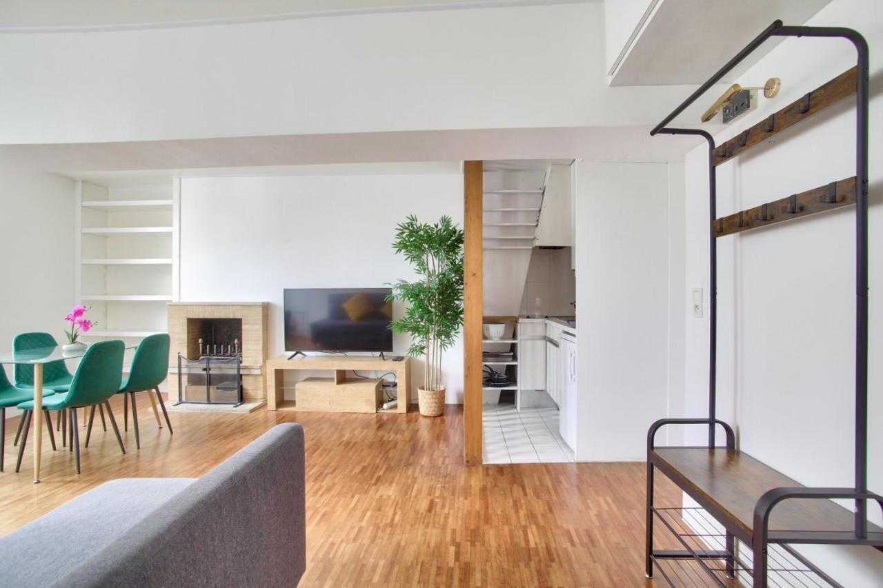 3 Bedrooms Le Marais Beauregard Paris Eksteriør bilde