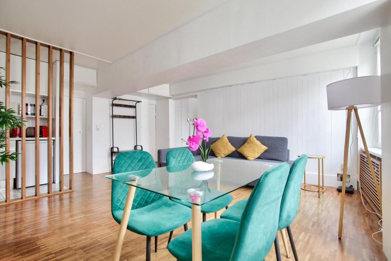 3 Bedrooms Le Marais Beauregard Paris Eksteriør bilde